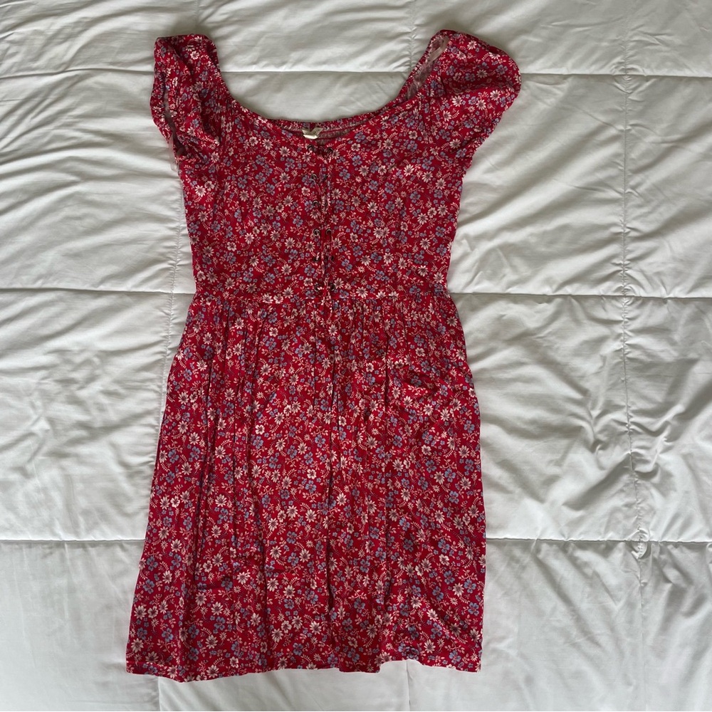 Aeropostale Red and Blue Floral Top
